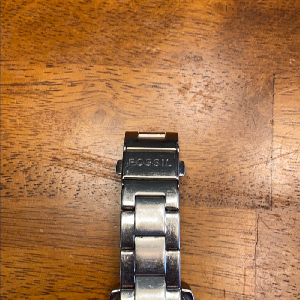 Fossil Watch - Picture 3 of 4